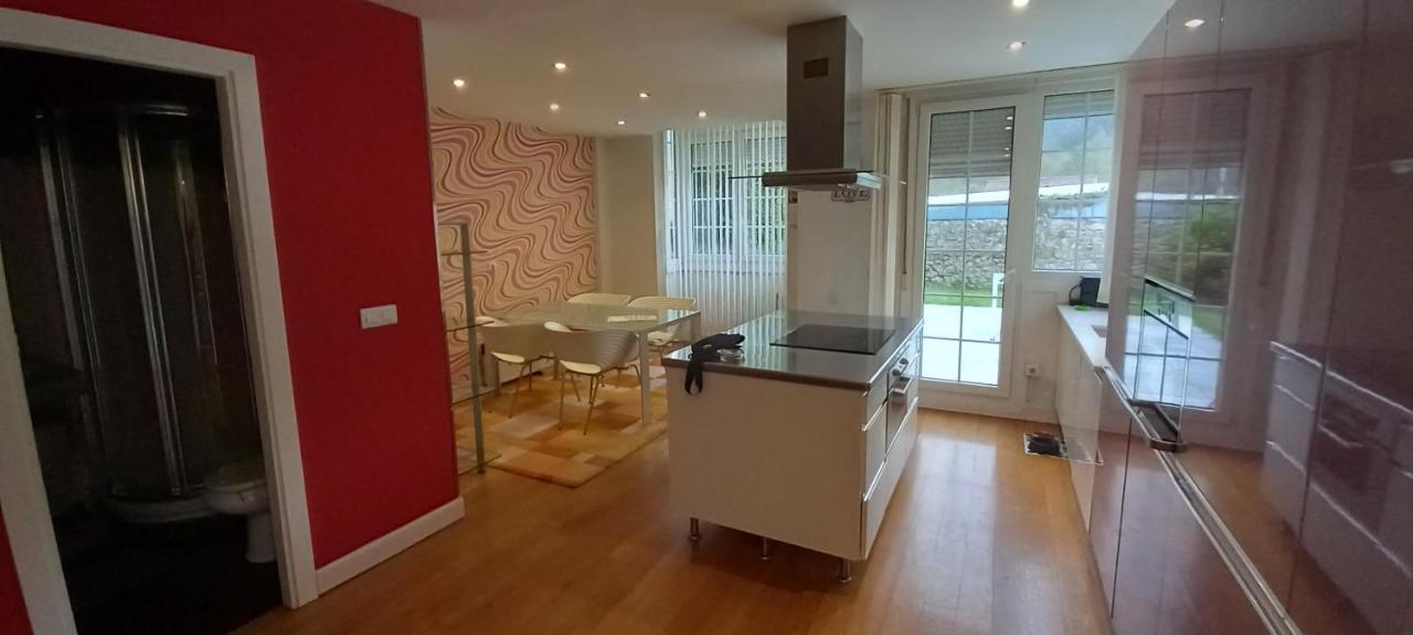 Chalet Con Piscina, Sauna Y Jacuzzi Cerca Del Mar A Media Hora De Bilbao Y Santander El Puente  Esterno foto