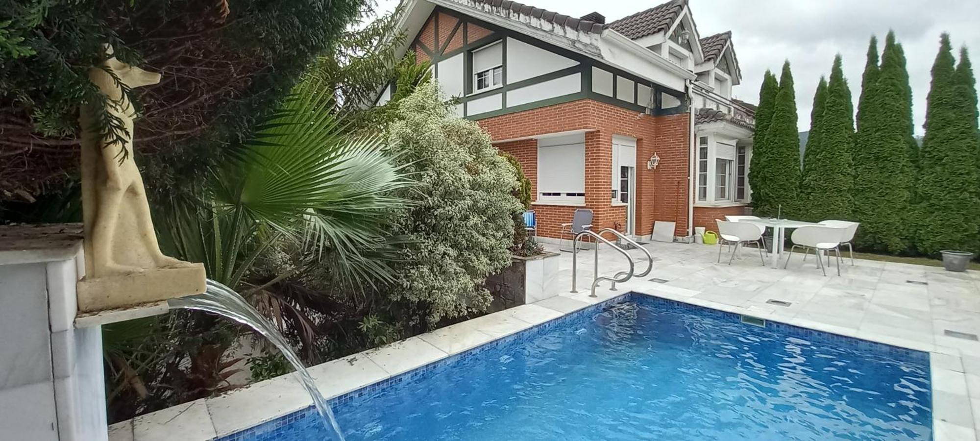 Chalet Con Piscina, Sauna Y Jacuzzi Cerca Del Mar A Media Hora De Bilbao Y Santander El Puente  Esterno foto