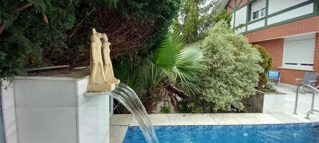 Chalet Con Piscina, Sauna Y Jacuzzi Cerca Del Mar A Media Hora De Bilbao Y Santander El Puente  Esterno foto